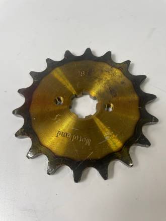 Звезда ведущая KAYO двиг. ZS CB250D-G (воздушный) 520х18 (каленые зубья)