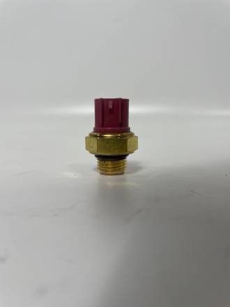 Датчик (реле) включения электровентилятора (ON 88°) ROCKOT WR300/X300/ZX300/ZX450/R300/GS1/R8