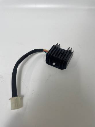 Реле зарядки (регулятор напряжения) ROCKOT R5F (172FMM, 5 проводов)