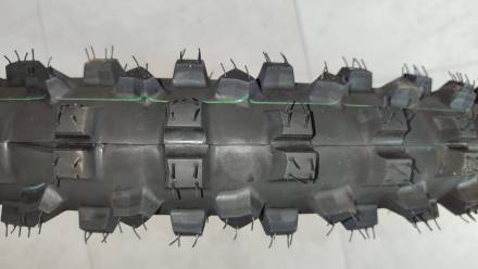 Покрышка передняя GUMMY 90/90-21